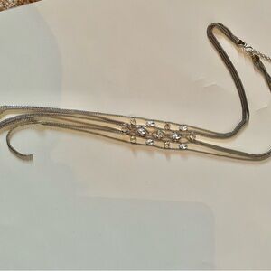 Elegant Silver Necklace with Crystal Accents